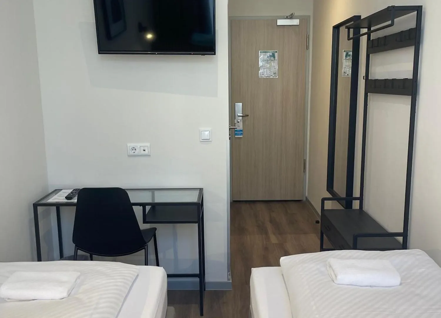 Motel Blue - Minimalist Boutique Hotel Berlin 2*,  Germany
