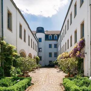 Hotel Hofgarten 1824 Garni ***